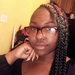 Meet your Posher, Alysa